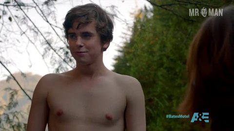 Freddie Highmore Nude - Naked Pics and Sex Scenes at Mr. Man