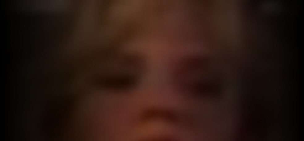 Kelli Maroney  nackt