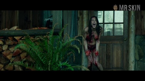 cabin fever nude pic Dark haired girl sex amateur